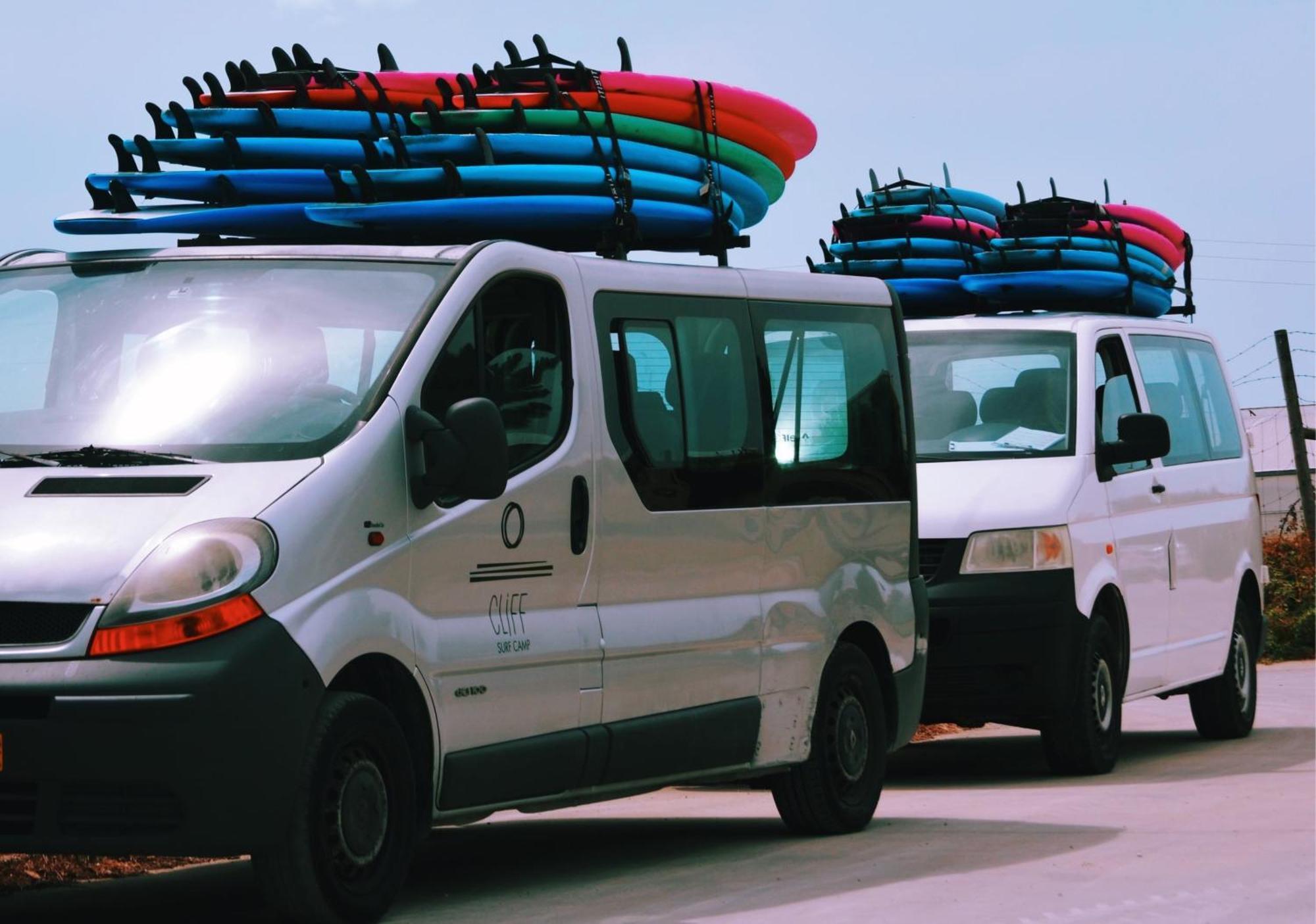 Cliff Surf House Hostel A dos Cunhados Bagian luar foto
