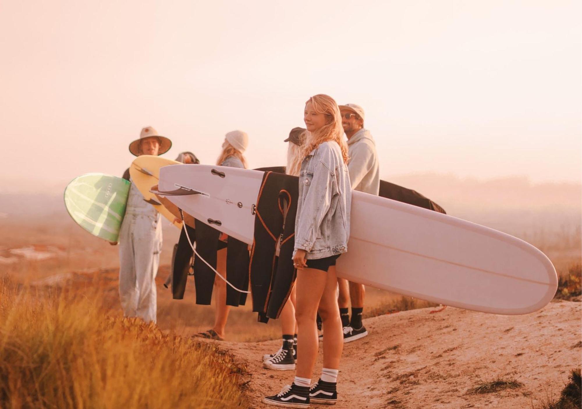 Cliff Surf House Hostel A dos Cunhados Bagian luar foto